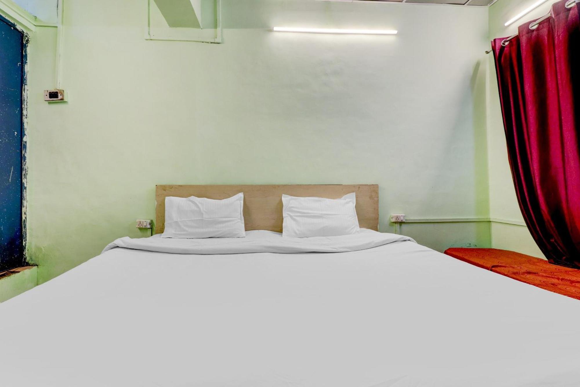 Hotel O Shree Radha Guest House Jhānsi Exterior foto